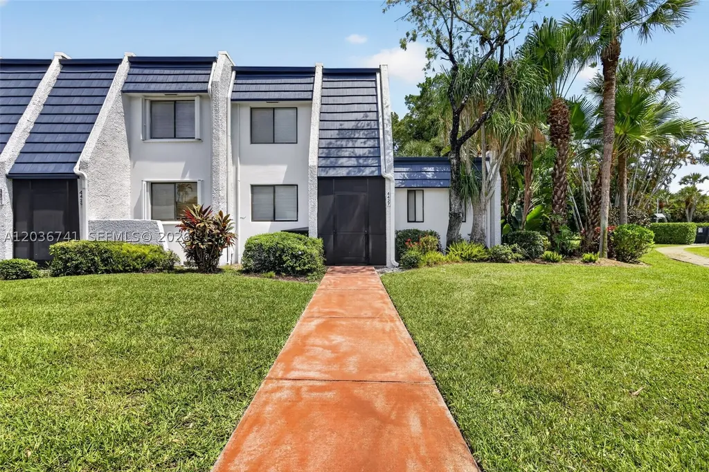 4427 Luxemburg Court Lake Worth FL 33467