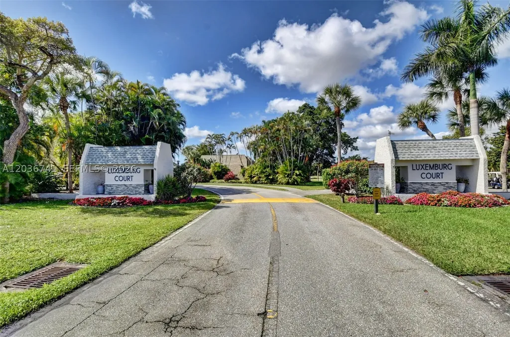 4427 Luxemburg Court Lake Worth FL 33467