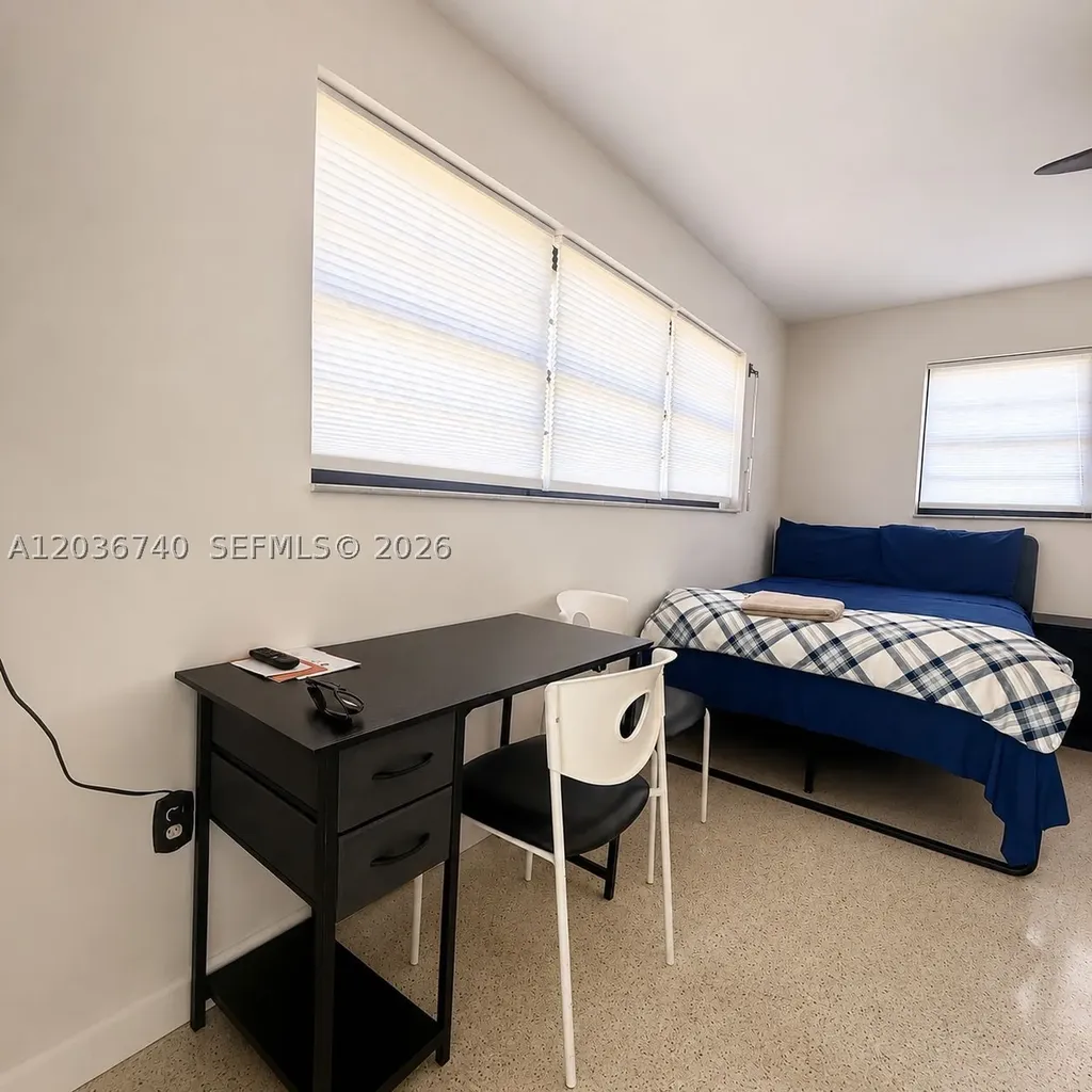 3202 Pierce Street Hollywood FL 33021