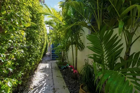901 3rd Street Miami Beach FL 33139