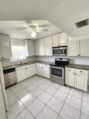7966 SW 7th Court North Lauderdale FL 33068