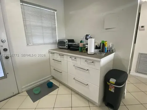 873 NE 195th Street Miami FL 33179