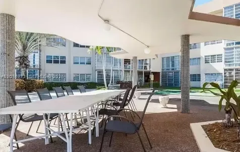 873 NE 195th Street Miami FL 33179