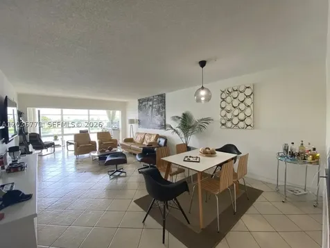 873 NE 195th Street Miami FL 33179