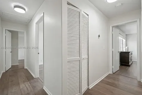 10994 Neptune Drive Cooper City FL 33026