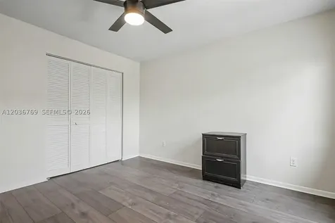 10994 Neptune Drive Cooper City FL 33026