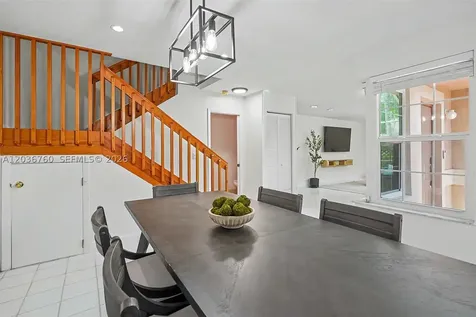 10994 Neptune Drive Cooper City FL 33026