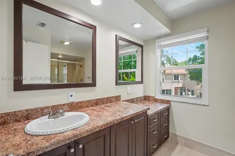 10994 Neptune Drive Cooper City FL 33026