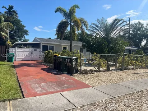 241 SW 3rd Terrace Dania Beach FL 33004