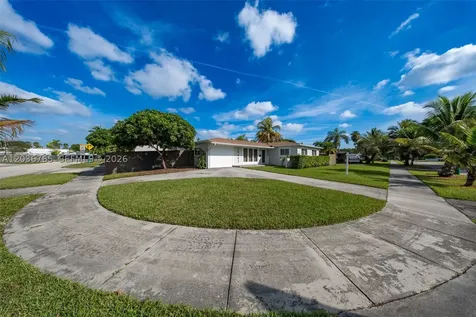 10431 SW 93rd Street Miami FL 33176