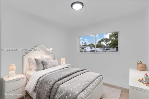 8660 SW 125th Terrace Miami FL 33156