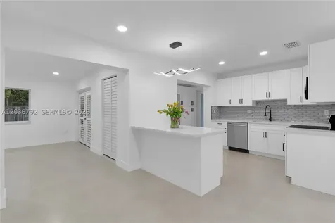 8660 SW 125th Terrace Miami FL 33156