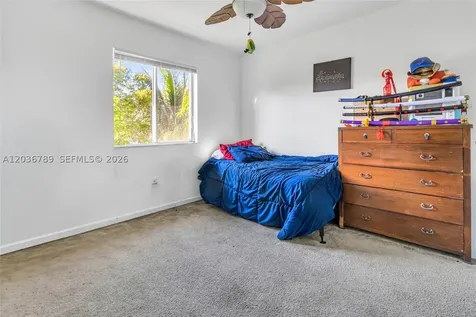 945 NW 206th Street Miami Gardens FL 33169