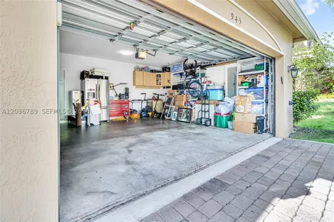 945 NW 206th Street Miami Gardens FL 33169