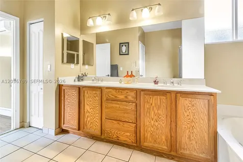 945 NW 206th Street Miami Gardens FL 33169