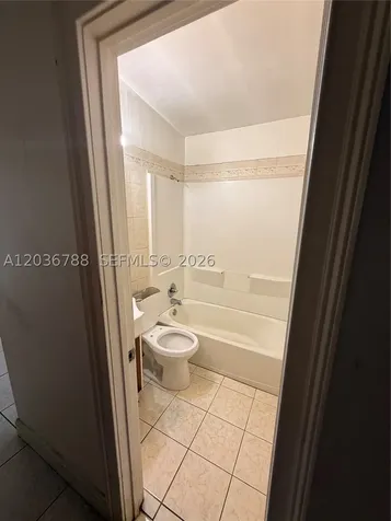 16500 NE 5th Avenue Miami FL 33162