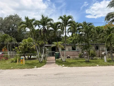 16500 NE 5th Avenue Miami FL 33162