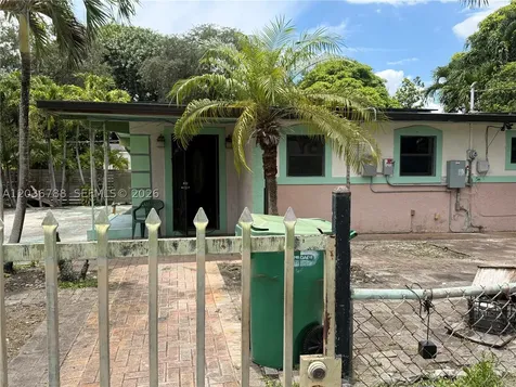 16500 NE 5th Avenue Miami FL 33162