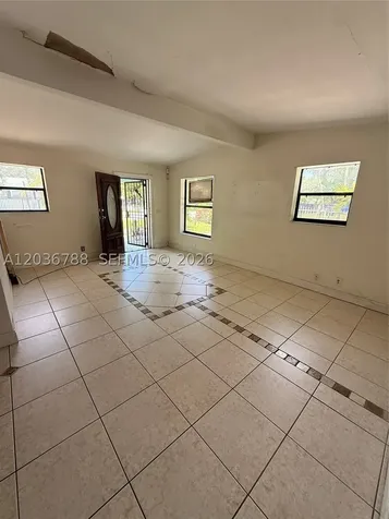 16500 NE 5th Avenue Miami FL 33162