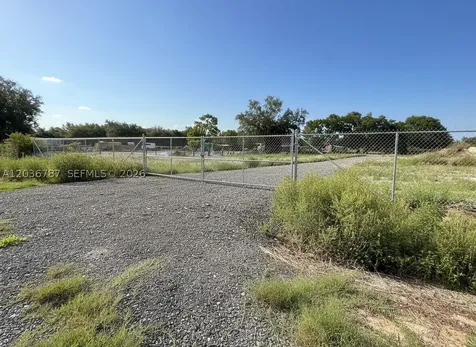575 S Jinete Street Clewiston FL 33440