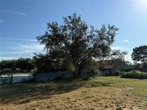 575 S Jinete Street Clewiston FL 33440