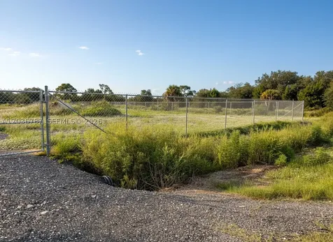 575 S Jinete Street Clewiston FL 33440