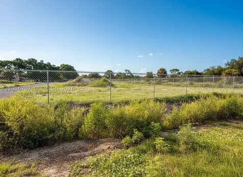 575 S Jinete Street Clewiston FL 33440
