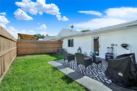 4260 SW 68th Court Miami FL 33155