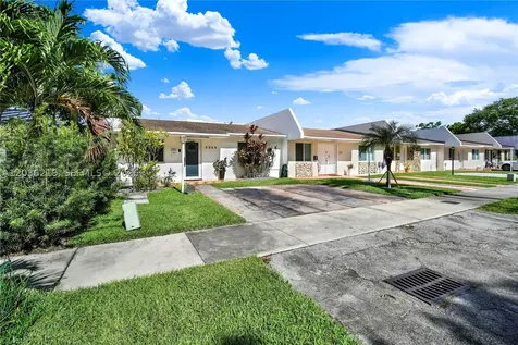 4260 SW 68th Court Miami FL 33155
