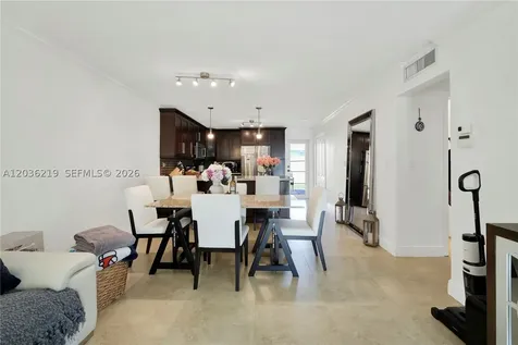 4260 SW 68th Court Miami FL 33155