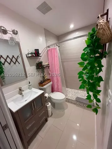 875 W 72nd Place Hialeah FL 33014