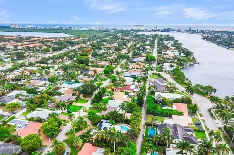 1234 Buchanan Street Hollywood FL 33019