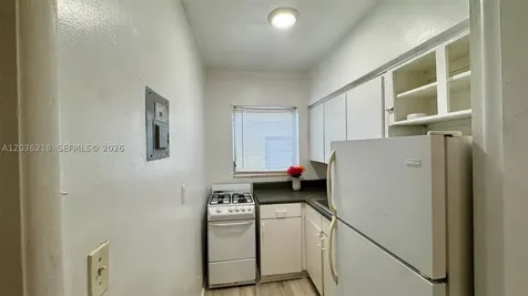 7717 Byron Avenue Miami Beach FL 33141