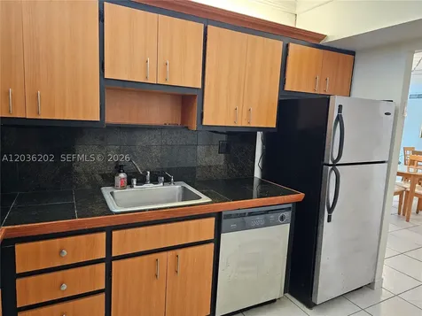 Hallandale Beach FL 33009