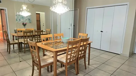 Hallandale Beach FL 33009