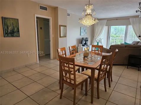 Hallandale Beach FL 33009