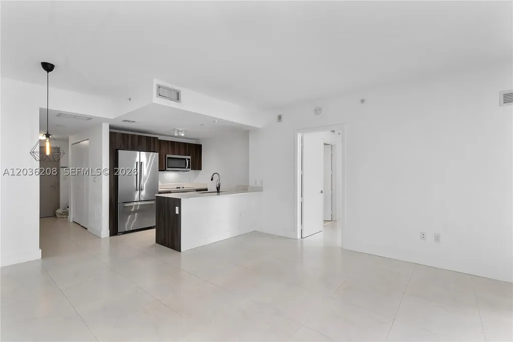 488 NE 18th Street Miami FL 33132