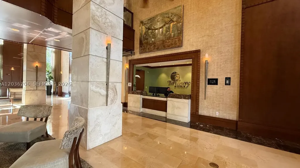 19501 W Country Club Drive Aventura FL 33180