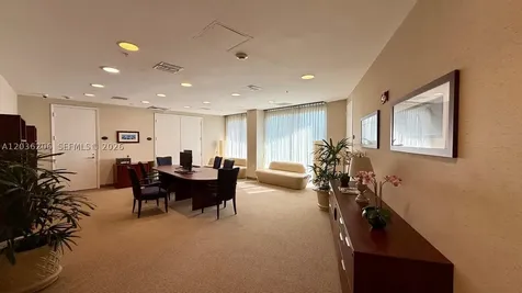 19501 W Country Club Drive Aventura FL 33180