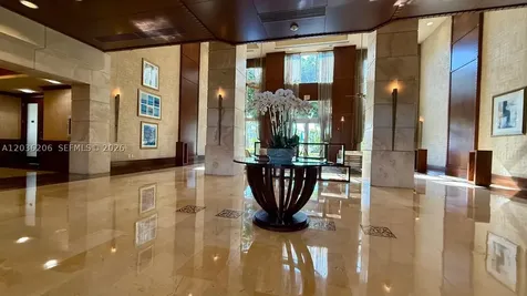 19501 W Country Club Drive Aventura FL 33180