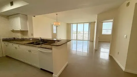 19501 W Country Club Drive Aventura FL 33180