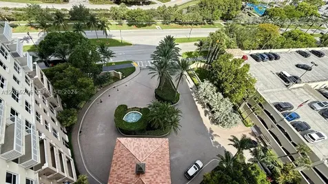 19501 W Country Club Drive Aventura FL 33180
