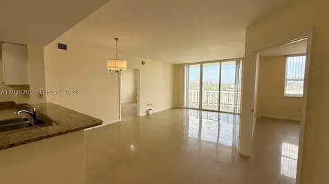 19501 W Country Club Drive Aventura FL 33180