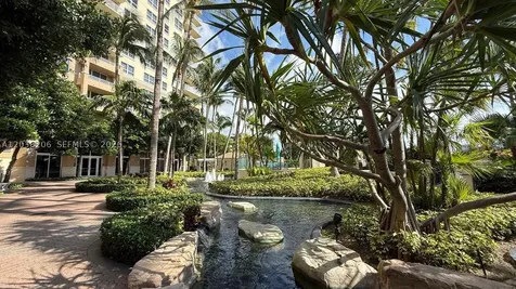19501 W Country Club Drive Aventura FL 33180