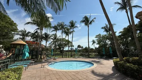 19501 W Country Club Drive Aventura FL 33180