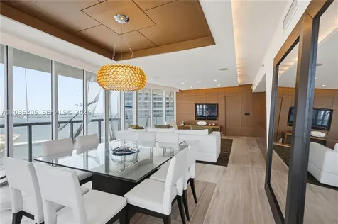 465 Brickell Avenue Miami FL 33131