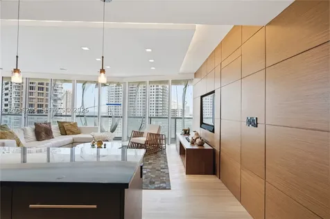 465 Brickell Avenue Miami FL 33131