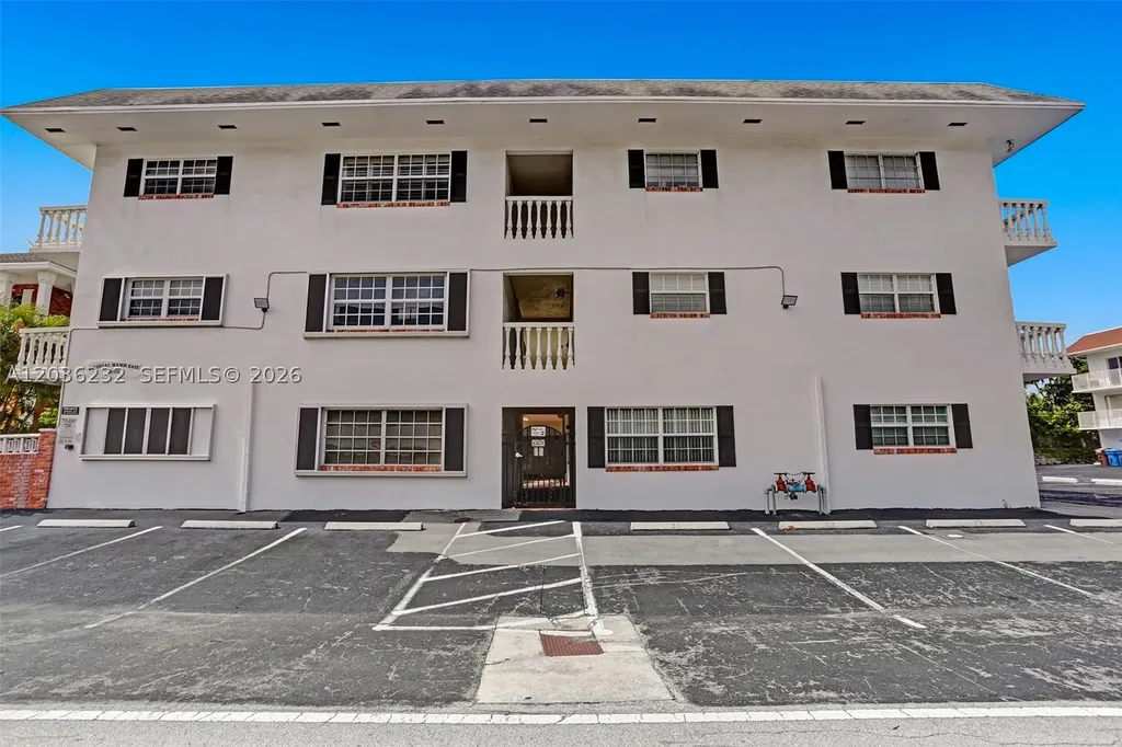 2500 NE 9th Street Fort Lauderdale FL 33304