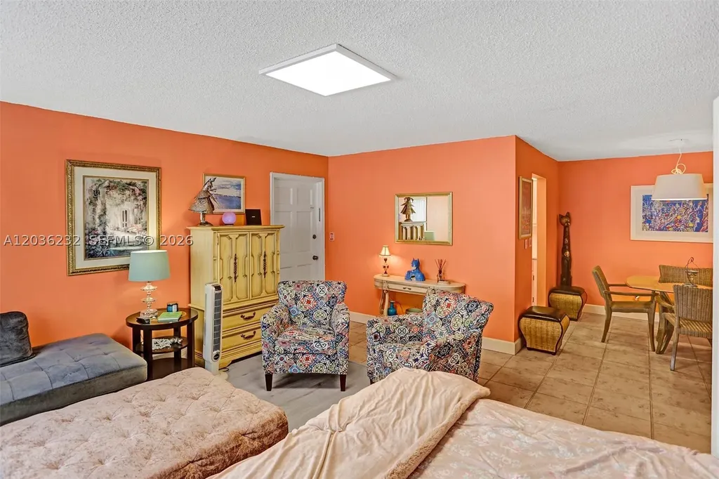 2500 NE 9th Street Fort Lauderdale FL 33304