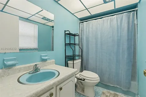 2500 NE 9th Street Fort Lauderdale FL 33304